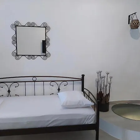 Mentoras' Complex Apartamento